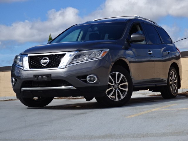 2015 Nissan Pathfinder SV 4WD, available for sale in Newton, Massachusetts | Cars of Boston. Newton, Massachusetts 2015 Nissan Pathfinder SV 4WD, available for sale in Newton, Massachusetts | Cars of Boston. Newton, Massachusetts