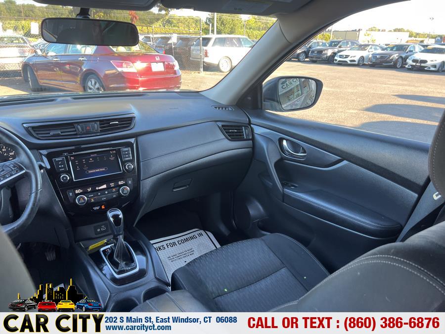 2018 Nissan Rogue AWD SV, available for sale in East Windsor, Connecticut | Car City LLC. East Windsor, Connecticut 2018 Nissan Rogue AWD SV, available for sale in East Windsor, Connecticut | Car City LLC. East Windsor, Connecticut