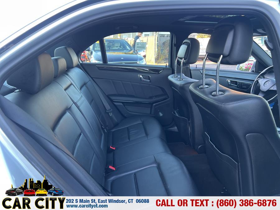2011 Mercedes-Benz E-Class 4dr Sdn E 350 Luxury 4MATIC, available for sale in East Windsor, Connecticut | Car City LLC. East Windsor, Connecticut 2011 Mercedes-Benz E-Class 4dr Sdn E 350 Luxury 4MATIC, available for sale in East Windsor, Connecticut | Car City LLC. East Windsor, Connecticut