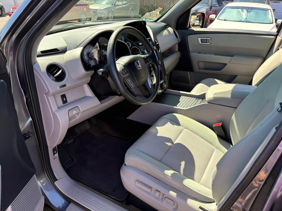 2015 Honda Pilot 4WD 4dr SE, available for sale in East Windsor, Connecticut | CT Car Co LLC. East Windsor, Connecticut 2015 Honda Pilot 4WD 4dr SE, available for sale in East Windsor, Connecticut | CT Car Co LLC. East Windsor, Connecticut