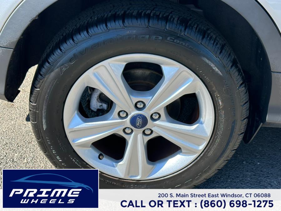 2014 Ford Escape FWD 4dr SE, available for sale in East Windsor, Connecticut | Prime Wheels. East Windsor, Connecticut 2014 Ford Escape FWD 4dr SE, available for sale in East Windsor, Connecticut | Prime Wheels. East Windsor, Connecticut
