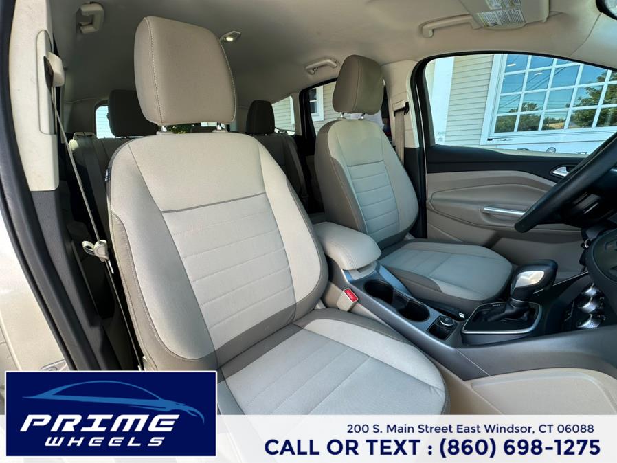 2014 Ford Escape FWD 4dr SE, available for sale in East Windsor, Connecticut | Prime Wheels. East Windsor, Connecticut 2014 Ford Escape FWD 4dr SE, available for sale in East Windsor, Connecticut | Prime Wheels. East Windsor, Connecticut