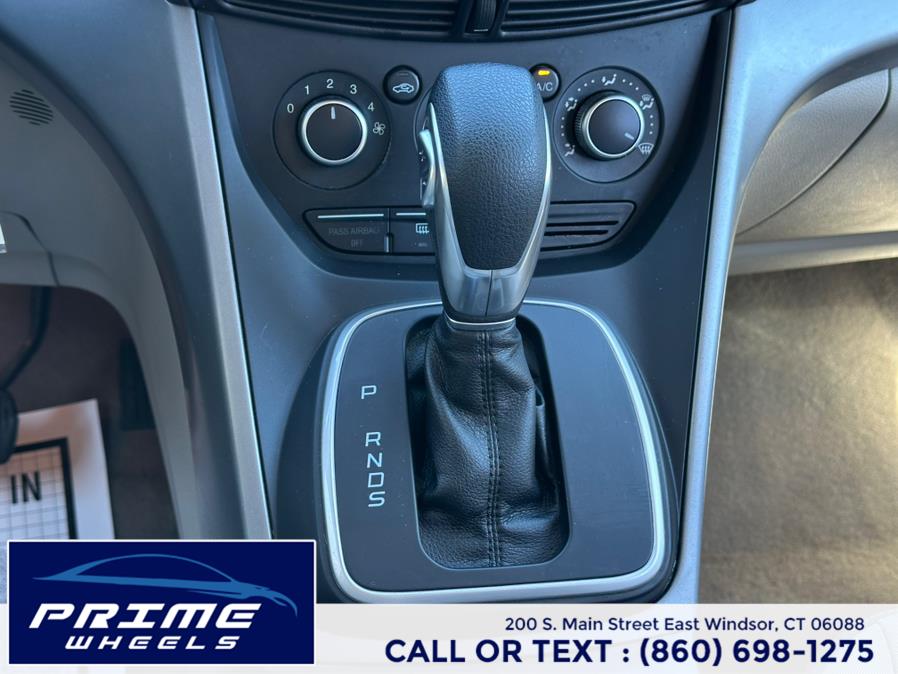 2014 Ford Escape FWD 4dr SE, available for sale in East Windsor, Connecticut | Prime Wheels. East Windsor, Connecticut 2014 Ford Escape FWD 4dr SE, available for sale in East Windsor, Connecticut | Prime Wheels. East Windsor, Connecticut