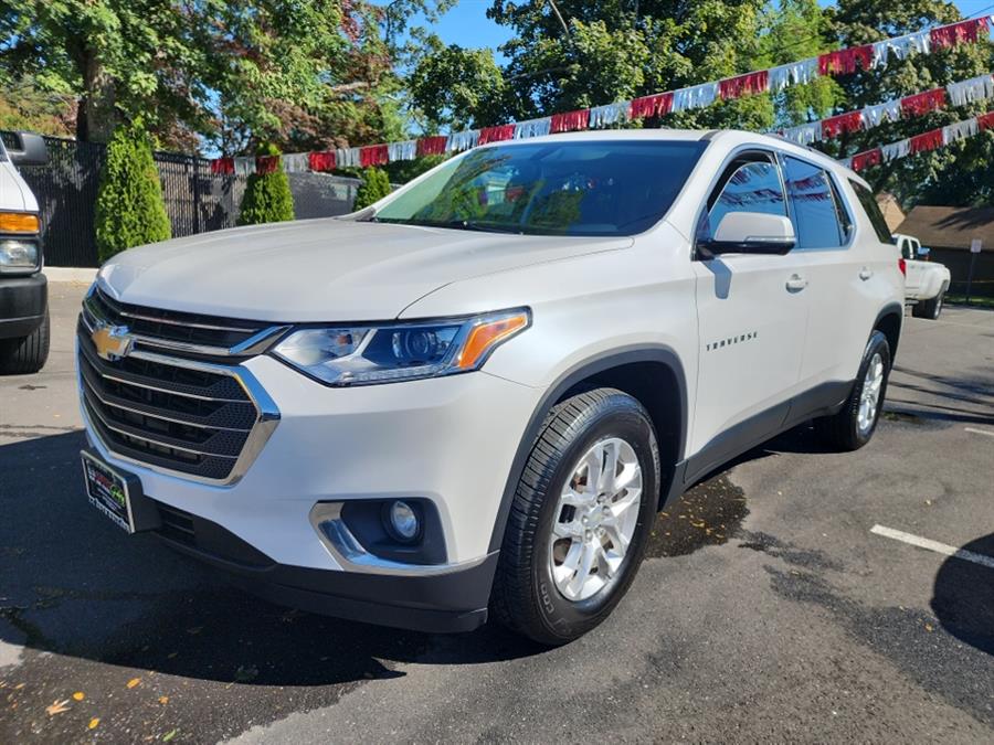 2019 Chevrolet Traverse AWD 4dr LT Leather w/3LT, available for sale in Islip, New York | L.I. Auto Gallery. Islip, New York