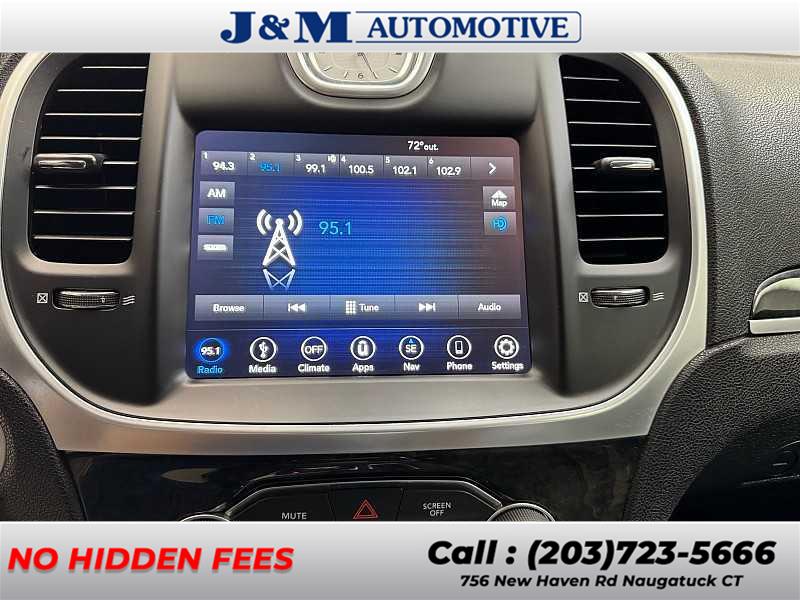 2019 Chrysler 300 Limited, available for sale in Naugatuck, Connecticut | J&M Automotive Sls&Svc LLC. Naugatuck, Connecticut 2019 Chrysler 300 Limited, available for sale in Naugatuck, Connecticut | J&M Automotive Sls&Svc LLC. Naugatuck, Connecticut