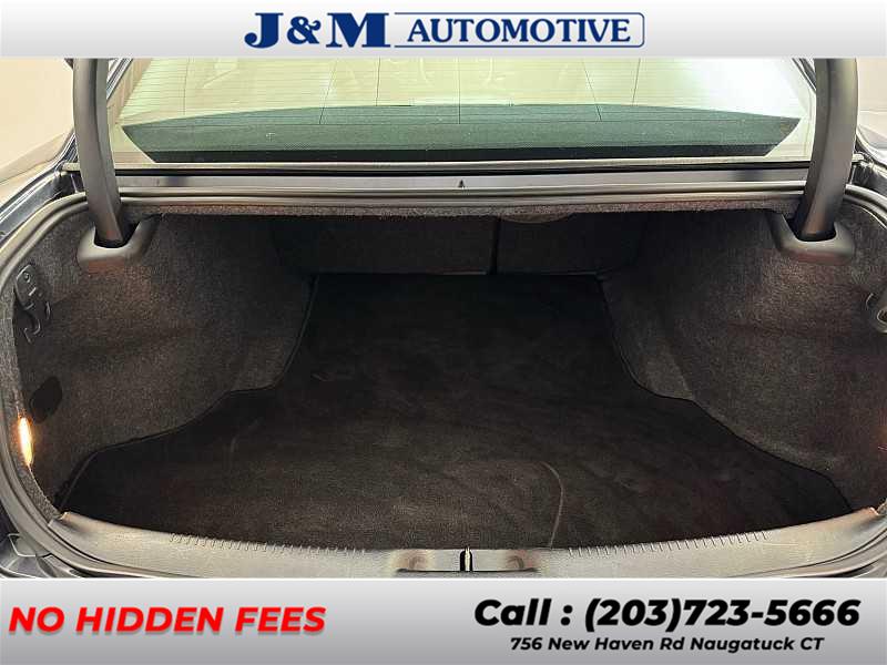 2019 Chrysler 300 Limited, available for sale in Naugatuck, Connecticut | J&M Automotive Sls&Svc LLC. Naugatuck, Connecticut 2019 Chrysler 300 Limited, available for sale in Naugatuck, Connecticut | J&M Automotive Sls&Svc LLC. Naugatuck, Connecticut