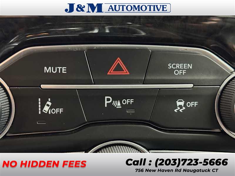 2019 Chrysler 300 Limited, available for sale in Naugatuck, Connecticut | J&M Automotive Sls&Svc LLC. Naugatuck, Connecticut 2019 Chrysler 300 Limited, available for sale in Naugatuck, Connecticut | J&M Automotive Sls&Svc LLC. Naugatuck, Connecticut