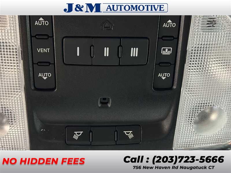 2019 Chrysler 300 Limited, available for sale in Naugatuck, Connecticut | J&M Automotive Sls&Svc LLC. Naugatuck, Connecticut 2019 Chrysler 300 Limited, available for sale in Naugatuck, Connecticut | J&M Automotive Sls&Svc LLC. Naugatuck, Connecticut