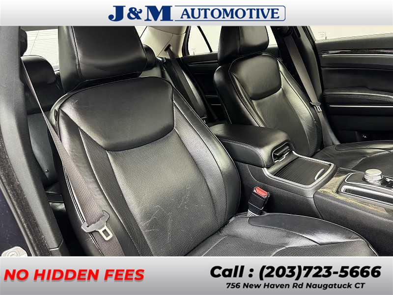 2019 Chrysler 300 Limited, available for sale in Naugatuck, Connecticut | J&M Automotive Sls&Svc LLC. Naugatuck, Connecticut 2019 Chrysler 300 Limited, available for sale in Naugatuck, Connecticut | J&M Automotive Sls&Svc LLC. Naugatuck, Connecticut