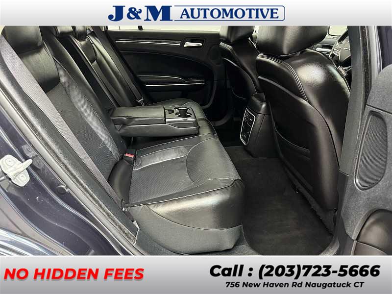 2019 Chrysler 300 Limited, available for sale in Naugatuck, Connecticut | J&M Automotive Sls&Svc LLC. Naugatuck, Connecticut 2019 Chrysler 300 Limited, available for sale in Naugatuck, Connecticut | J&M Automotive Sls&Svc LLC. Naugatuck, Connecticut