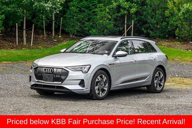 Used 2022 Audi E-tron in Great Neck, New York | Camy Cars. Great Neck, New York