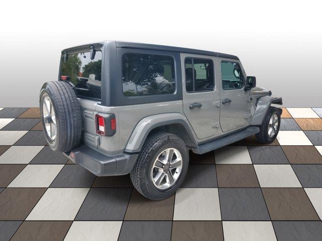 2023 Jeep Wrangler Sahara photo 4