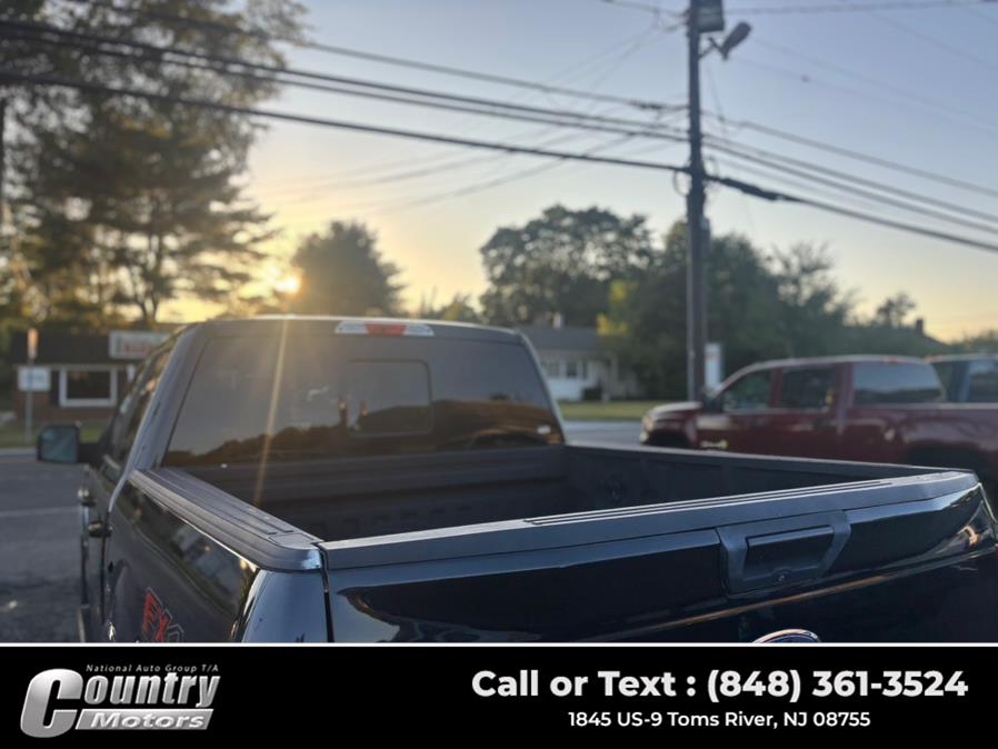 2015 Ford F-150 4WD SuperCrew 145" XLT, available for sale in Toms River, New Jersey | Country Motors. Toms River, New Jersey 2015 Ford F-150 4WD SuperCrew 145" XLT, available for sale in Toms River, New Jersey | Country Motors. Toms River, New Jersey