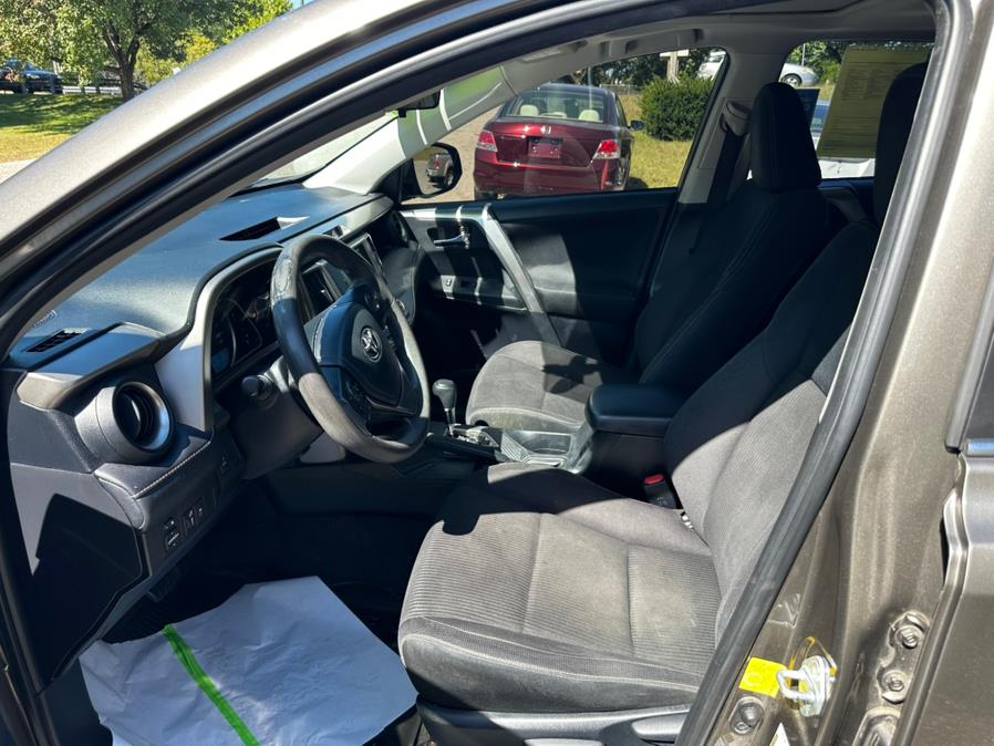 2014 Toyota RAV4 AWD 4dr XLE (Natl), available for sale in New Milford, Connecticut | New Milford Auto Sales. New Milford, Connecticut 2014 Toyota RAV4 AWD 4dr XLE (Natl), available for sale in New Milford, Connecticut | New Milford Auto Sales. New Milford, Connecticut
