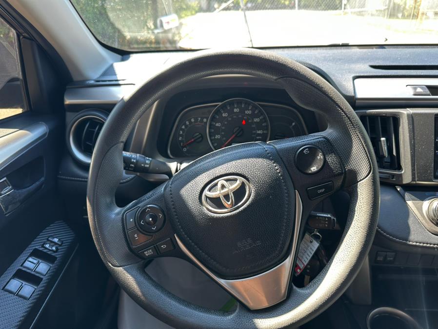 2014 Toyota RAV4 AWD 4dr XLE (Natl), available for sale in New Milford, Connecticut | New Milford Auto Sales. New Milford, Connecticut 2014 Toyota RAV4 AWD 4dr XLE (Natl), available for sale in New Milford, Connecticut | New Milford Auto Sales. New Milford, Connecticut