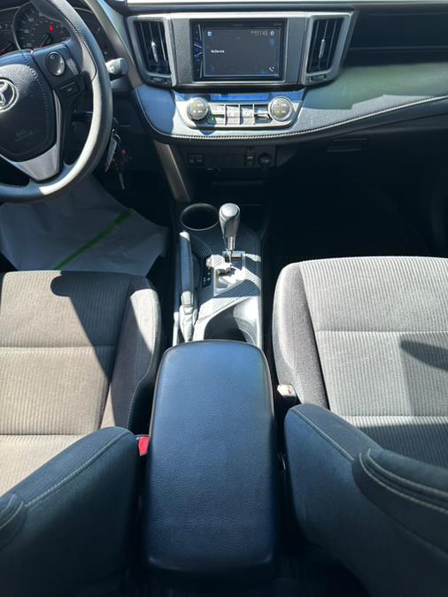 2014 Toyota RAV4 AWD 4dr XLE (Natl), available for sale in New Milford, Connecticut | New Milford Auto Sales. New Milford, Connecticut 2014 Toyota RAV4 AWD 4dr XLE (Natl), available for sale in New Milford, Connecticut | New Milford Auto Sales. New Milford, Connecticut