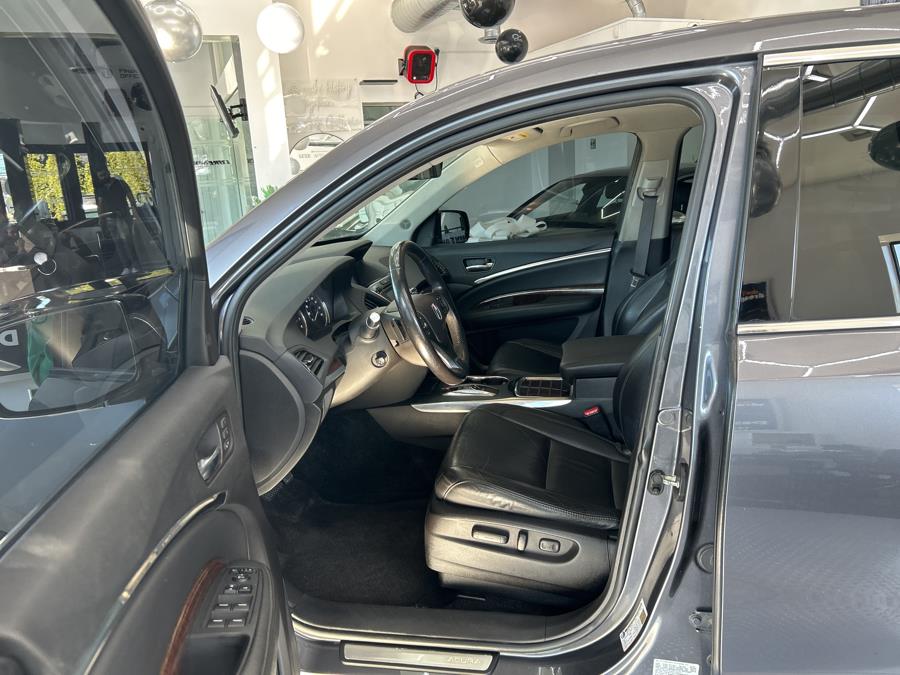 2017 Acura MDX SH-AWD w/Technology Pkg, available for sale in Jersey City, New Jersey | Luxe Auto Galleria. Jersey City, New Jersey 2017 Acura MDX SH-AWD w/Technology Pkg, available for sale in Jersey City, New Jersey | Luxe Auto Galleria. Jersey City, New Jersey