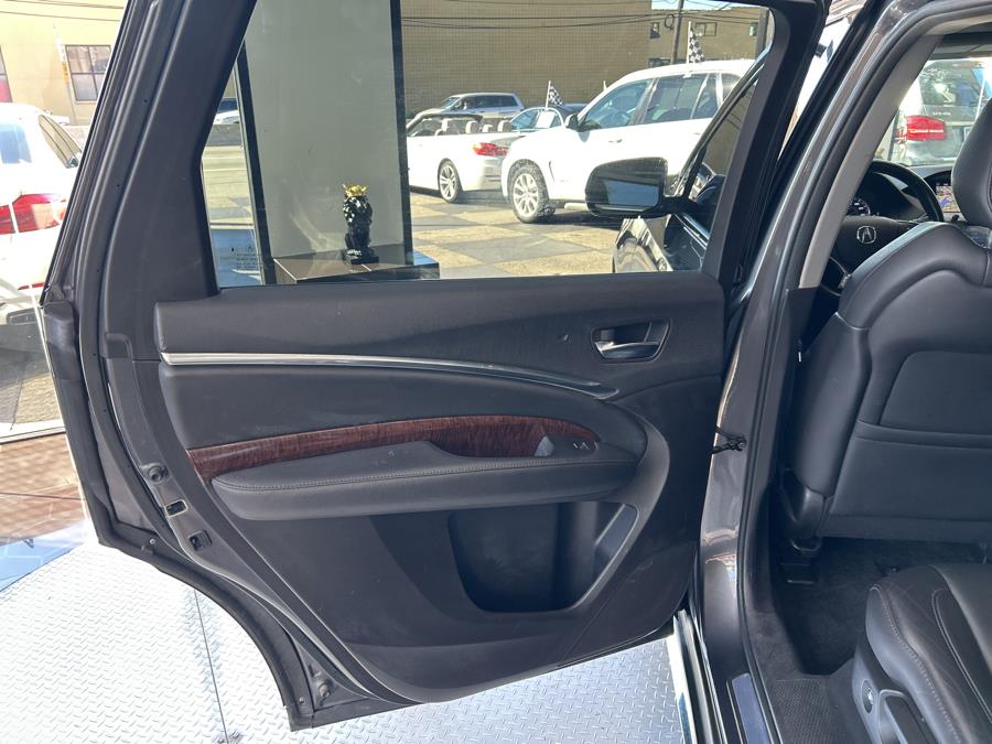 2017 Acura MDX SH-AWD w/Technology Pkg, available for sale in Jersey City, New Jersey | Luxe Auto Galleria. Jersey City, New Jersey 2017 Acura MDX SH-AWD w/Technology Pkg, available for sale in Jersey City, New Jersey | Luxe Auto Galleria. Jersey City, New Jersey