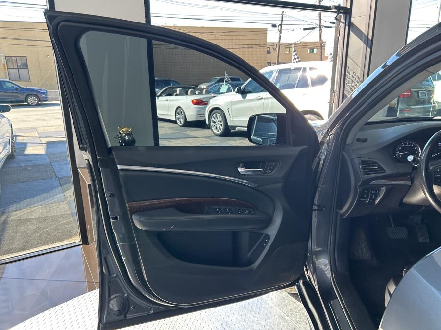 2017 Acura MDX SH-AWD w/Technology Pkg, available for sale in Jersey City, New Jersey | Luxe Auto Galleria. Jersey City, New Jersey 2017 Acura MDX SH-AWD w/Technology Pkg, available for sale in Jersey City, New Jersey | Luxe Auto Galleria. Jersey City, New Jersey