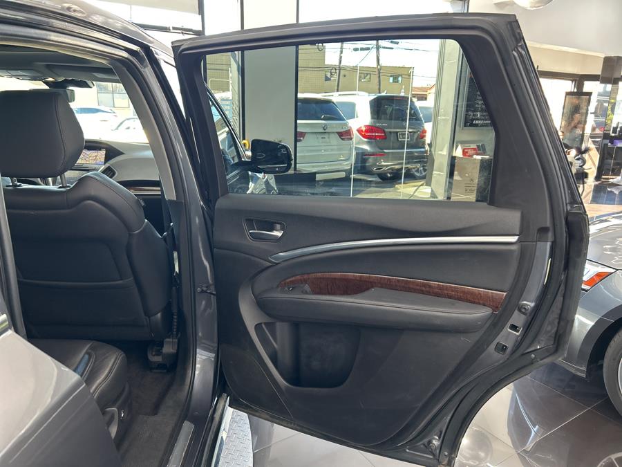 2017 Acura MDX SH-AWD w/Technology Pkg, available for sale in Jersey City, New Jersey | Luxe Auto Galleria. Jersey City, New Jersey 2017 Acura MDX SH-AWD w/Technology Pkg, available for sale in Jersey City, New Jersey | Luxe Auto Galleria. Jersey City, New Jersey
