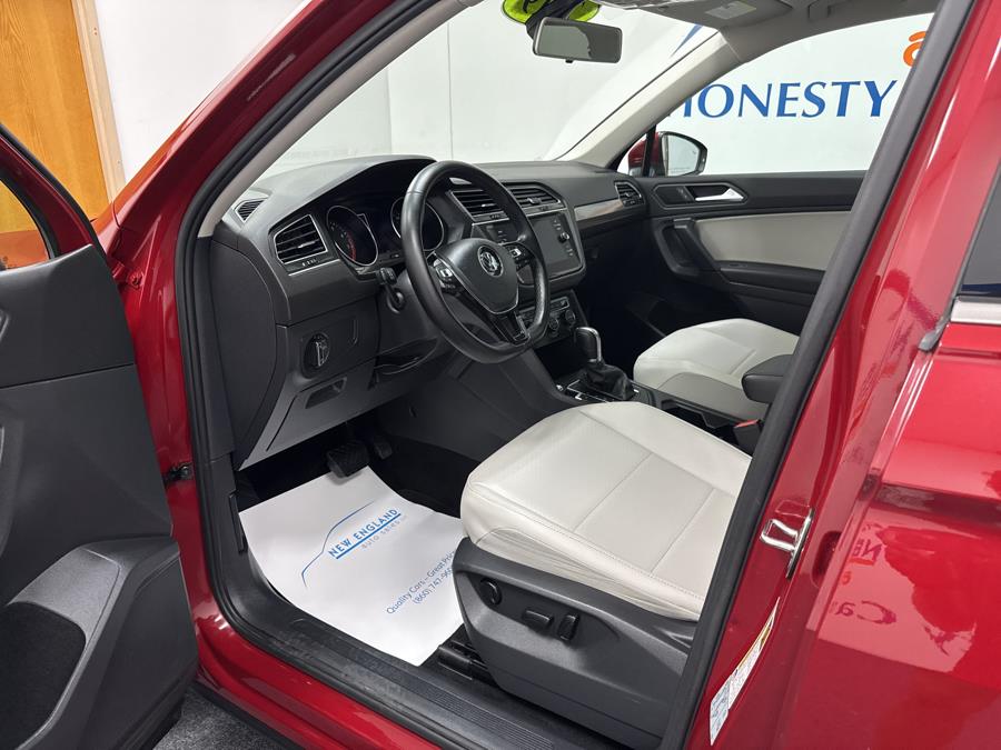 2019 Volkswagen Tiguan 2.0T SE 4MOTION, available for sale in Plainville, Connecticut | New England Auto Sales LLC. Plainville, Connecticut 2019 Volkswagen Tiguan 2.0T SE 4MOTION, available for sale in Plainville, Connecticut | New England Auto Sales LLC. Plainville, Connecticut