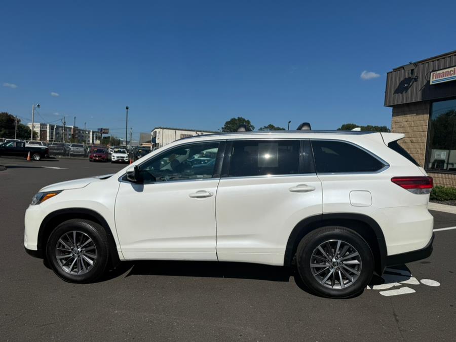 2018 Toyota Highlander SE, available for sale in Stratford, Connecticut | Wiz Leasing Inc. Stratford, Connecticut 2018 Toyota Highlander SE, available for sale in Stratford, Connecticut | Wiz Leasing Inc. Stratford, Connecticut
