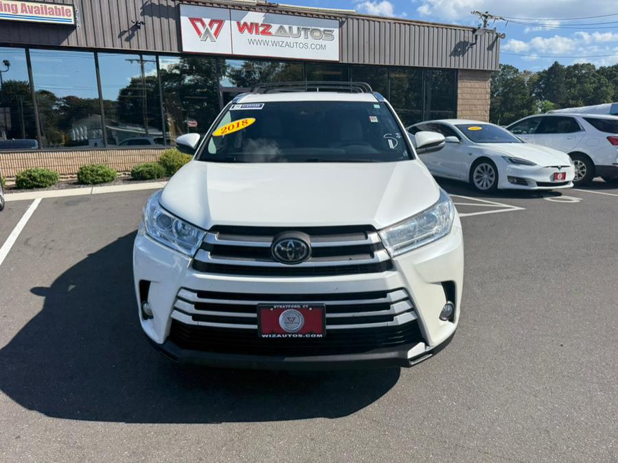 2018 Toyota Highlander SE, available for sale in Stratford, Connecticut | Wiz Leasing Inc. Stratford, Connecticut 2018 Toyota Highlander SE, available for sale in Stratford, Connecticut | Wiz Leasing Inc. Stratford, Connecticut