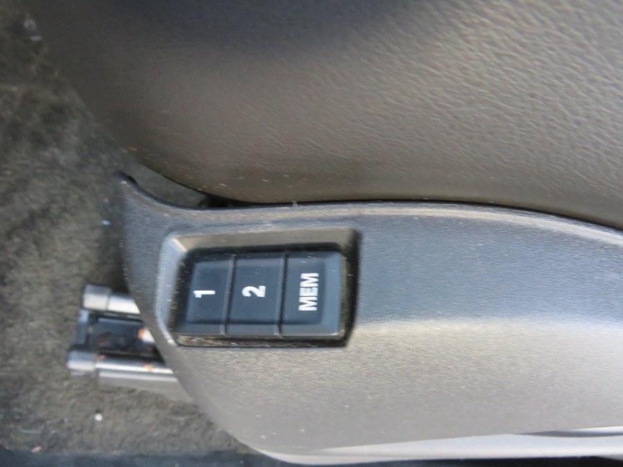 2017 Chevrolet Equinox AWD 4dr LT w/2LT, available for sale in Middle Village, New York | Road Masters II INC. Middle Village, New York 2017 Chevrolet Equinox AWD 4dr LT w/2LT, available for sale in Middle Village, New York | Road Masters II INC. Middle Village, New York