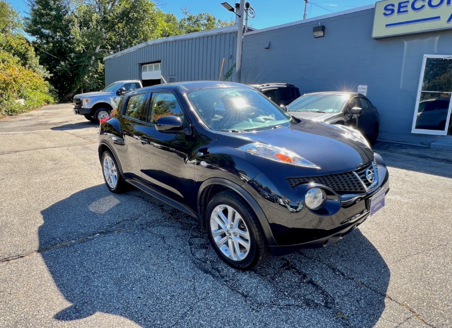 2014 Nissan Juke S photo 4