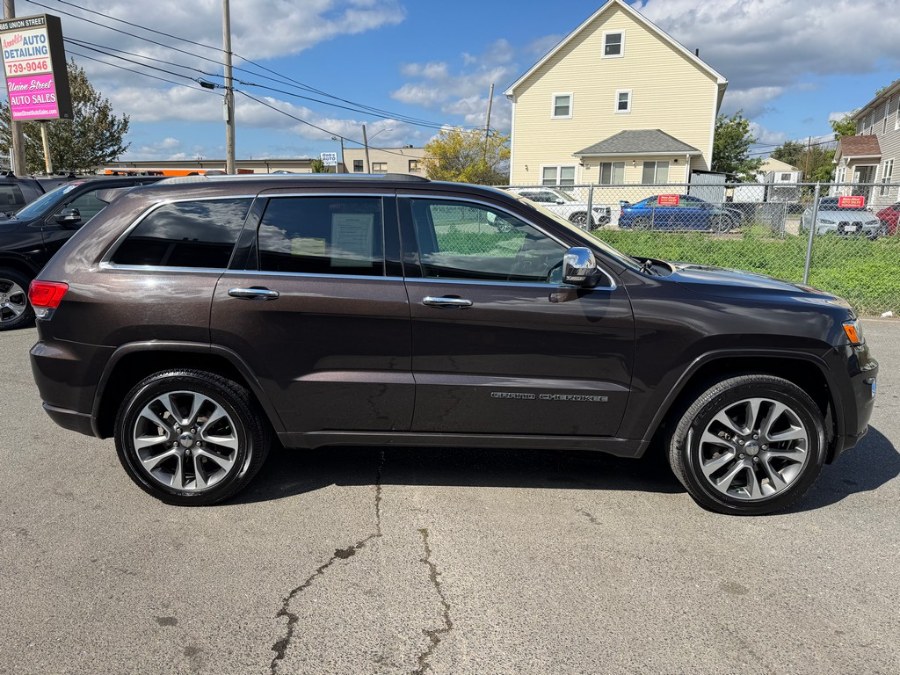2017 Jeep Grand Cherokee Overland 4x4, available for sale in West Springfield, Massachusetts | Union Street Auto Sales. West Springfield, Massachusetts 2017 Jeep Grand Cherokee Overland 4x4, available for sale in West Springfield, Massachusetts | Union Street Auto Sales. West Springfield, Massachusetts