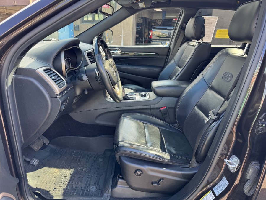 2017 Jeep Grand Cherokee Overland 4x4, available for sale in West Springfield, Massachusetts | Union Street Auto Sales. West Springfield, Massachusetts 2017 Jeep Grand Cherokee Overland 4x4, available for sale in West Springfield, Massachusetts | Union Street Auto Sales. West Springfield, Massachusetts