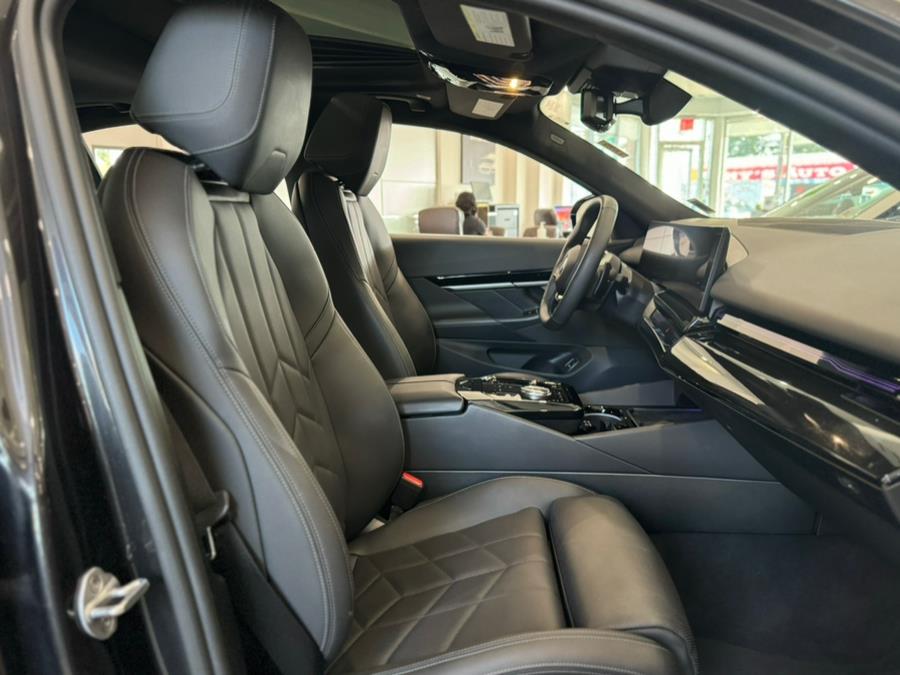 2025 BMW 5 Series 530i xDrive Sedan, available for sale in Franklin Square, New York | Luxury Motor Club. Franklin Square, New York 2025 BMW 5 Series 530i xDrive Sedan, available for sale in Franklin Square, New York | Luxury Motor Club. Franklin Square, New York