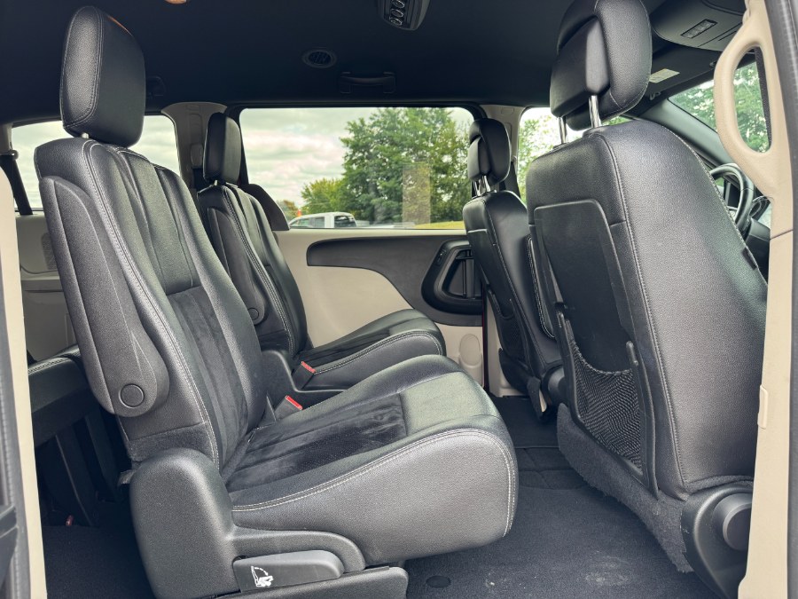 2018 Dodge Grand Caravan SXT Wagon, available for sale in Ortonville, Michigan | Marsh Auto Sales LLC. Ortonville, Michigan 2018 Dodge Grand Caravan SXT Wagon, available for sale in Ortonville, Michigan | Marsh Auto Sales LLC. Ortonville, Michigan