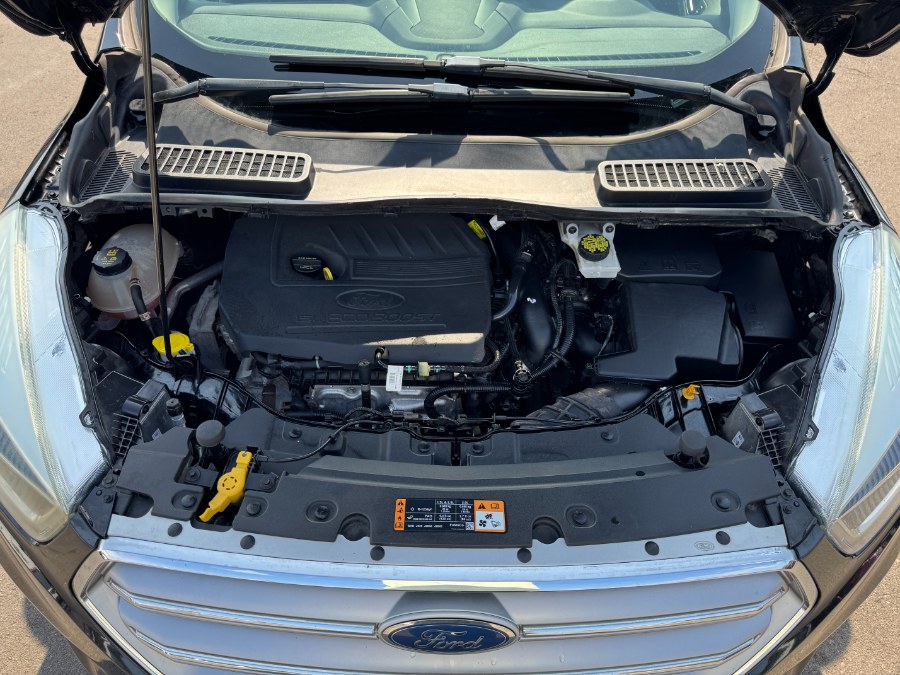 2017 Ford Escape SE FWD, available for sale in Ortonville, Michigan | Marsh Auto Sales LLC. Ortonville, Michigan 2017 Ford Escape SE FWD, available for sale in Ortonville, Michigan | Marsh Auto Sales LLC. Ortonville, Michigan