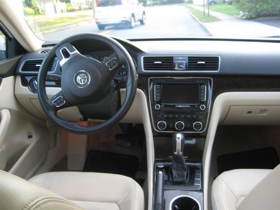 2014 Volkswagen Passat 1.8T SEL Premium PZEV 4dr Sedan 6A, available for sale in Massapequa, New York | Rite Choice Auto Inc.. Massapequa, New York 2014 Volkswagen Passat 1.8T SEL Premium PZEV 4dr Sedan 6A, available for sale in Massapequa, New York | Rite Choice Auto Inc.. Massapequa, New York