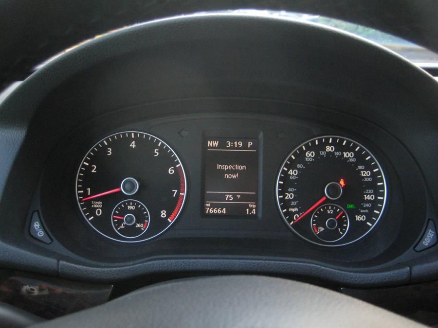 2014 Volkswagen Passat 1.8T SEL Premium PZEV 4dr Sedan 6A, available for sale in Massapequa, New York | Rite Choice Auto Inc.. Massapequa, New York 2014 Volkswagen Passat 1.8T SEL Premium PZEV 4dr Sedan 6A, available for sale in Massapequa, New York | Rite Choice Auto Inc.. Massapequa, New York