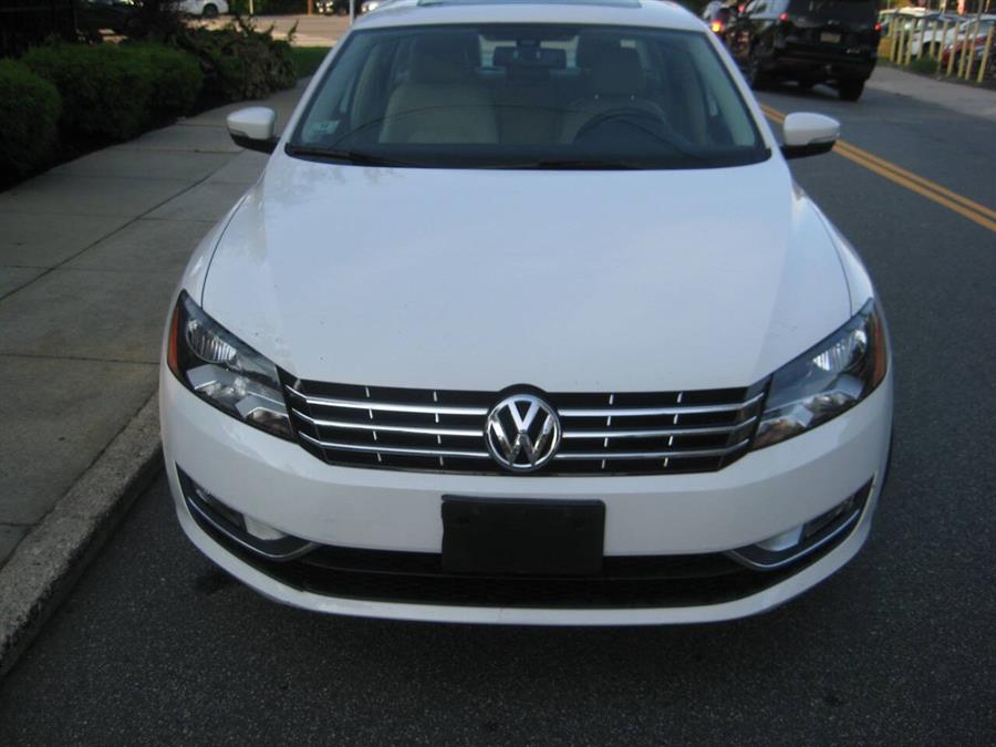 2014 Volkswagen Passat 1.8T SEL Premium PZEV 4dr Sedan 6A, available for sale in Massapequa, New York | Rite Choice Auto Inc.. Massapequa, New York 2014 Volkswagen Passat 1.8T SEL Premium PZEV 4dr Sedan 6A, available for sale in Massapequa, New York | Rite Choice Auto Inc.. Massapequa, New York