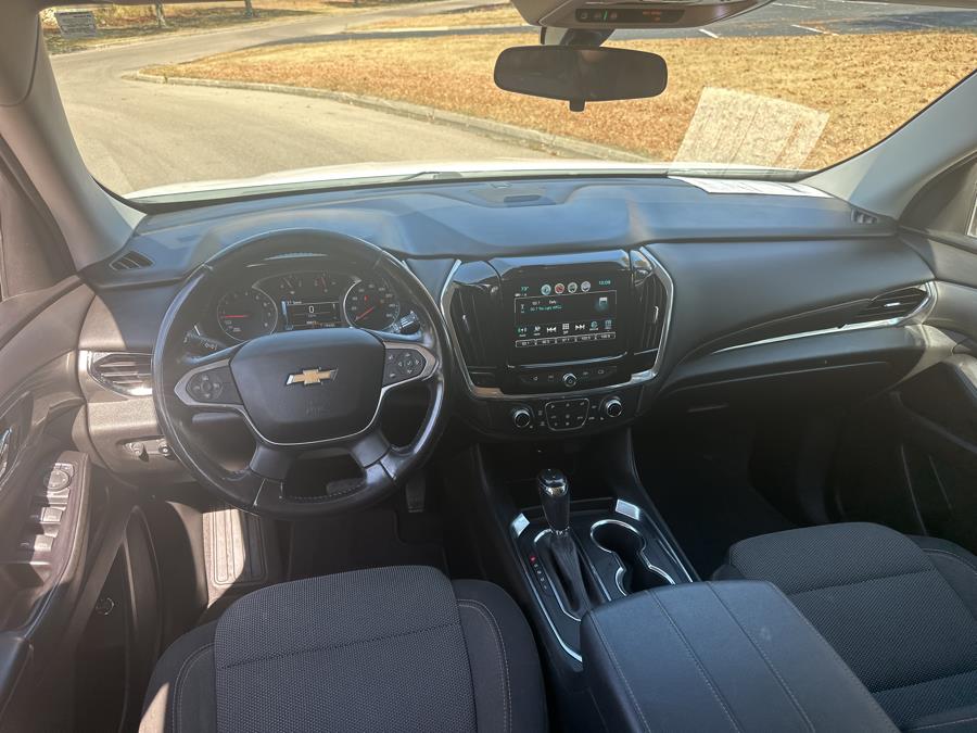 2019 Chevrolet Traverse AWD 4dr LT Cloth w/1LT, available for sale in Beavercreek, Ohio | Wholesale Direct Motors. Beavercreek, Ohio 2019 Chevrolet Traverse AWD 4dr LT Cloth w/1LT, available for sale in Beavercreek, Ohio | Wholesale Direct Motors. Beavercreek, Ohio