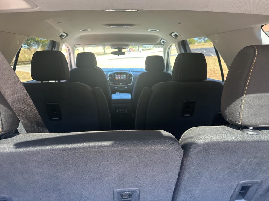 2019 Chevrolet Traverse AWD 4dr LT Cloth w/1LT, available for sale in Beavercreek, Ohio | Wholesale Direct Motors. Beavercreek, Ohio 2019 Chevrolet Traverse AWD 4dr LT Cloth w/1LT, available for sale in Beavercreek, Ohio | Wholesale Direct Motors. Beavercreek, Ohio