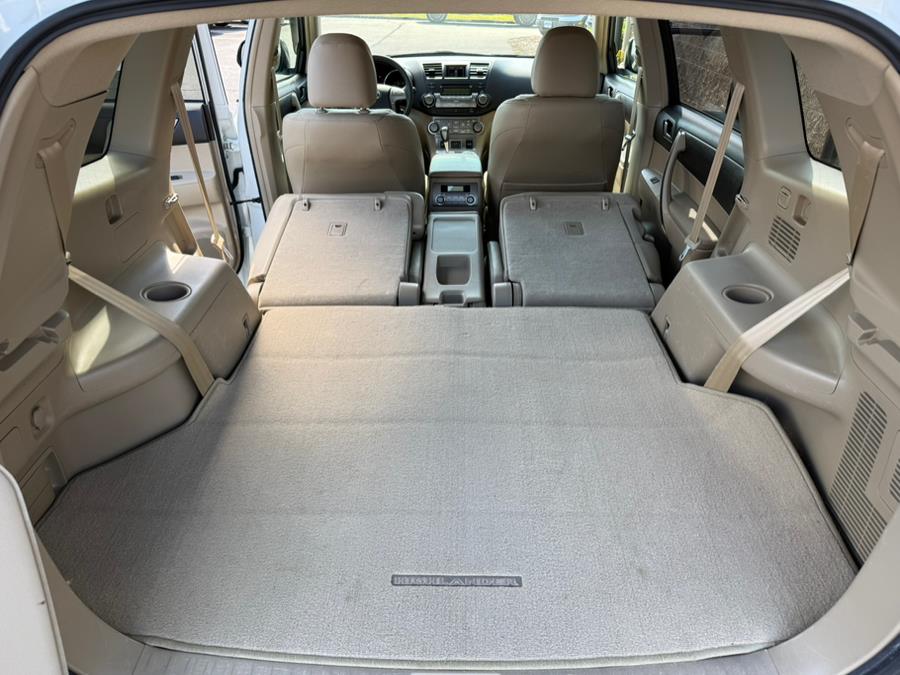 2008 Toyota Highlander 4WD 4dr Sport, available for sale in East Windsor, Connecticut | Century Auto And Truck. East Windsor, Connecticut 2008 Toyota Highlander 4WD 4dr Sport, available for sale in East Windsor, Connecticut | Century Auto And Truck. East Windsor, Connecticut