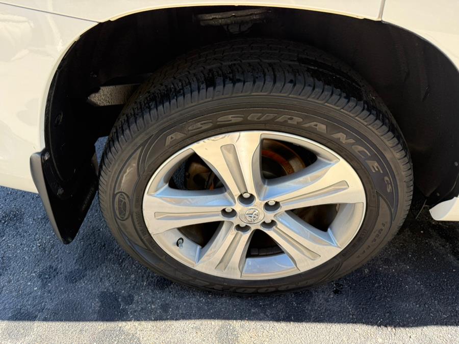2008 Toyota Highlander 4WD 4dr Sport, available for sale in East Windsor, Connecticut | Century Auto And Truck. East Windsor, Connecticut 2008 Toyota Highlander 4WD 4dr Sport, available for sale in East Windsor, Connecticut | Century Auto And Truck. East Windsor, Connecticut