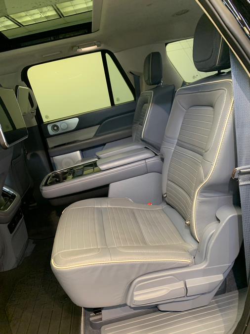 2022 Lincoln Navigator Black Label photo 34