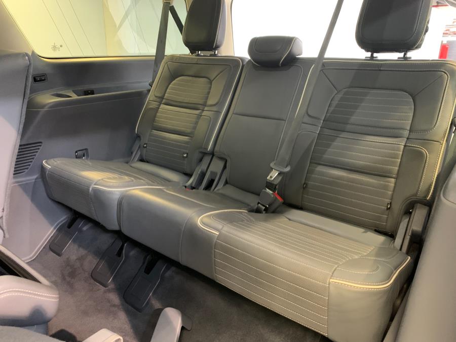 2022 Lincoln Navigator Black Label photo 36