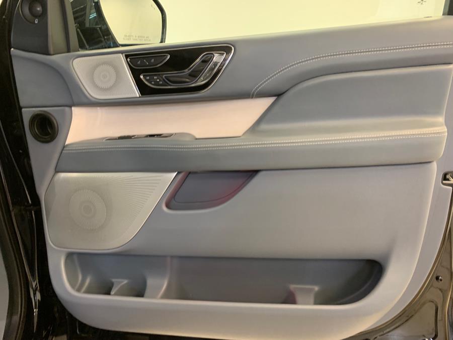2022 Lincoln Navigator Black Label photo 52