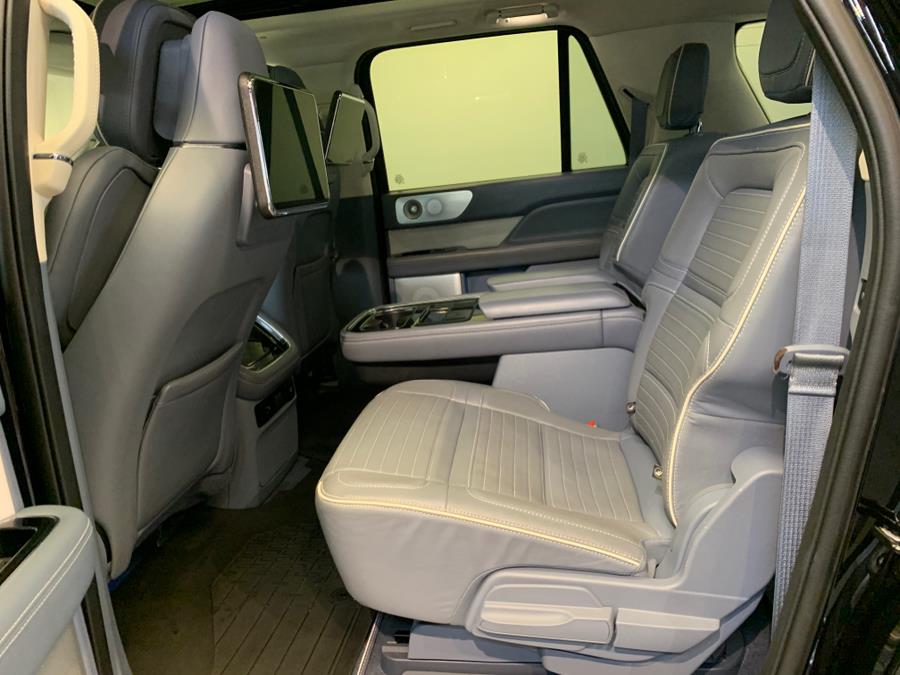 2022 Lincoln Navigator Black Label photo 35