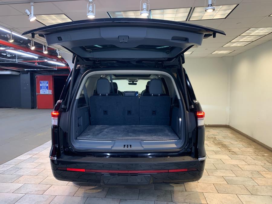 2022 Lincoln Navigator Black Label photo 38