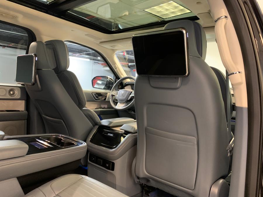 2022 Lincoln Navigator Black Label photo 44