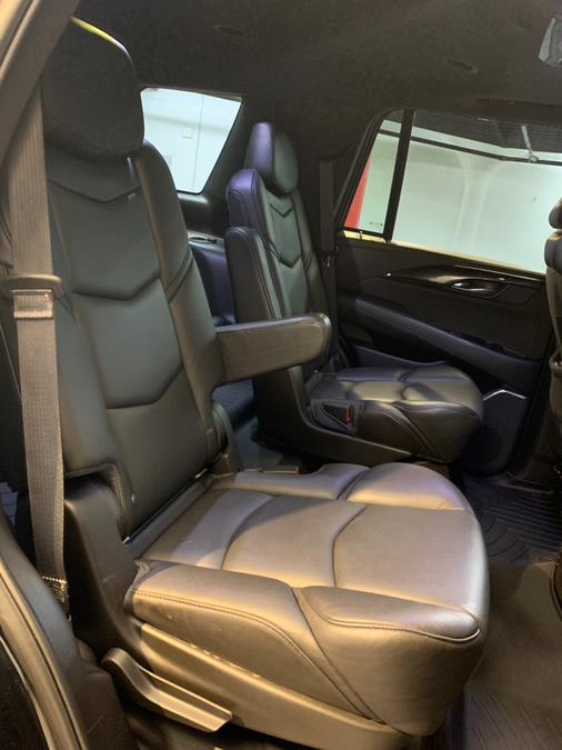 2018 Cadillac Escalade Platinum photo 42