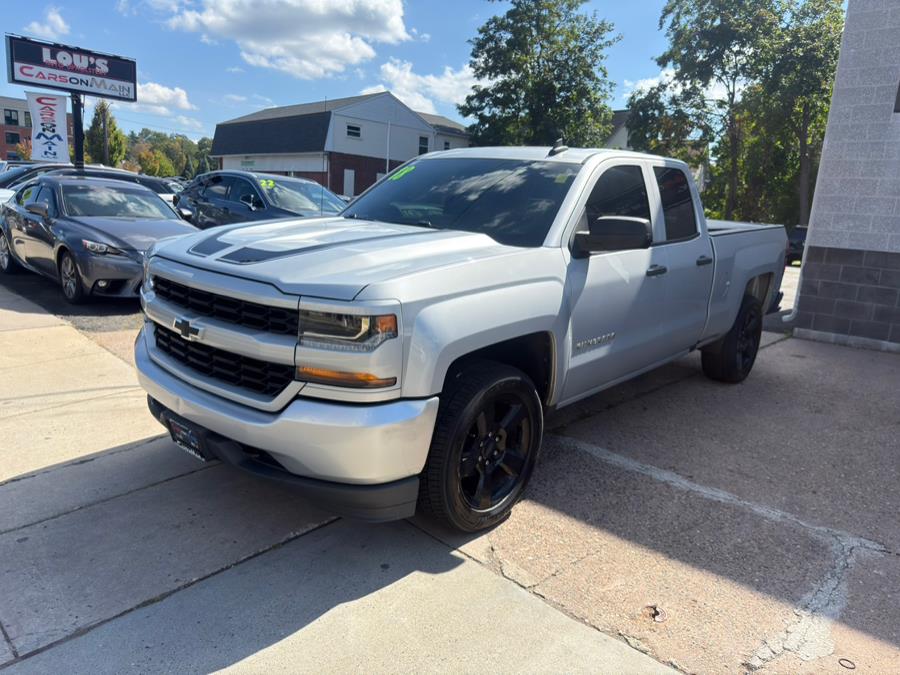 2018 Chevrolet Silverado 1500 4WD Double Cab 143.5" Custom, available for sale in Manchester, Connecticut | Carsonmain LLC. Manchester, Connecticut 2018 Chevrolet Silverado 1500 4WD Double Cab 143.5" Custom, available for sale in Manchester, Connecticut | Carsonmain LLC. Manchester, Connecticut