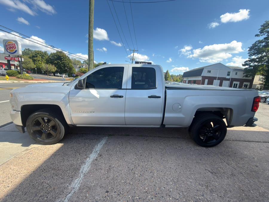 2018 Chevrolet Silverado 1500 4WD Double Cab 143.5" Custom, available for sale in Manchester, Connecticut | Carsonmain LLC. Manchester, Connecticut 2018 Chevrolet Silverado 1500 4WD Double Cab 143.5" Custom, available for sale in Manchester, Connecticut | Carsonmain LLC. Manchester, Connecticut